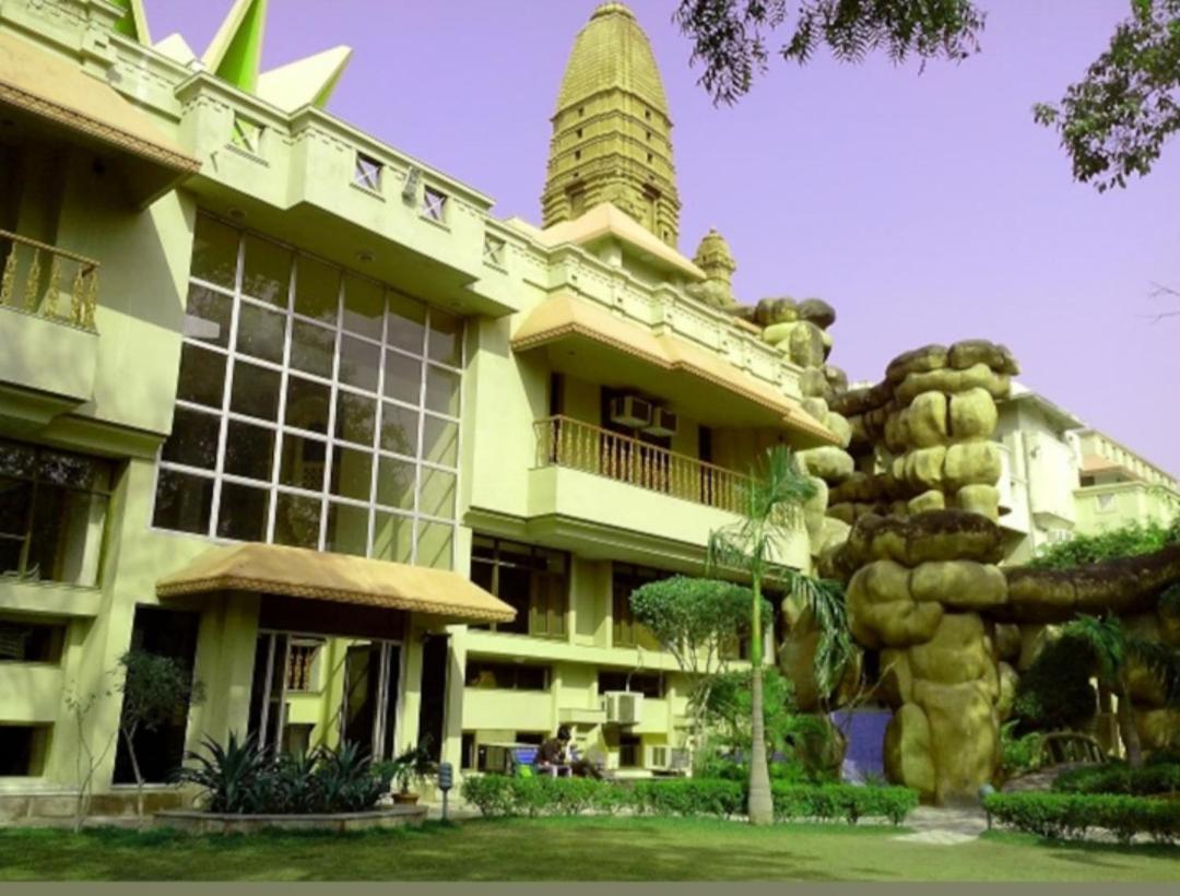 Ananda Krishna Van Vrindavan Luaran gambar